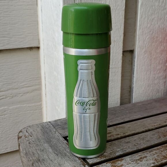 Coca-Cola Lime Green Flask 50 CL 16.9 oz. - Picture 2 of 10